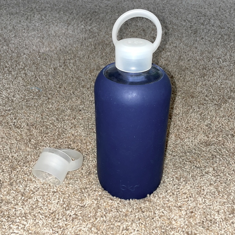 BKR 1L Water bottle with compact cap and regular cap - 5th Avenue